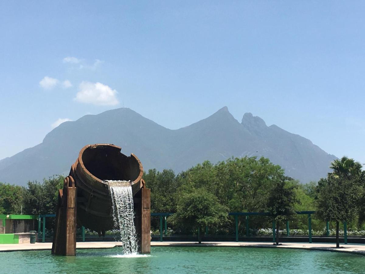 Wyndham Garden Monterrey Norte San Nicolás de los Garzas Екстериор снимка