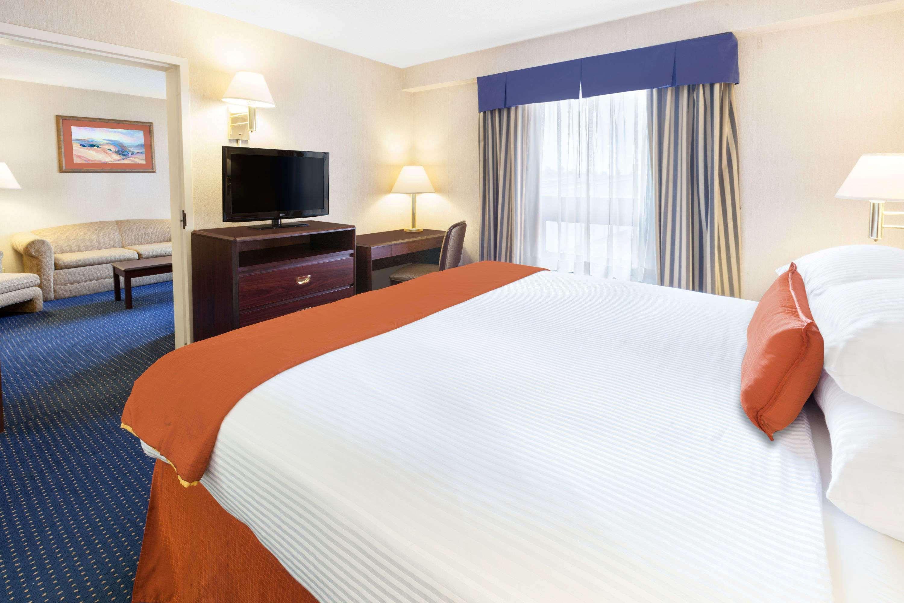 Wyndham Garden Monterrey Norte San Nicolás de los Garzas Екстериор снимка
