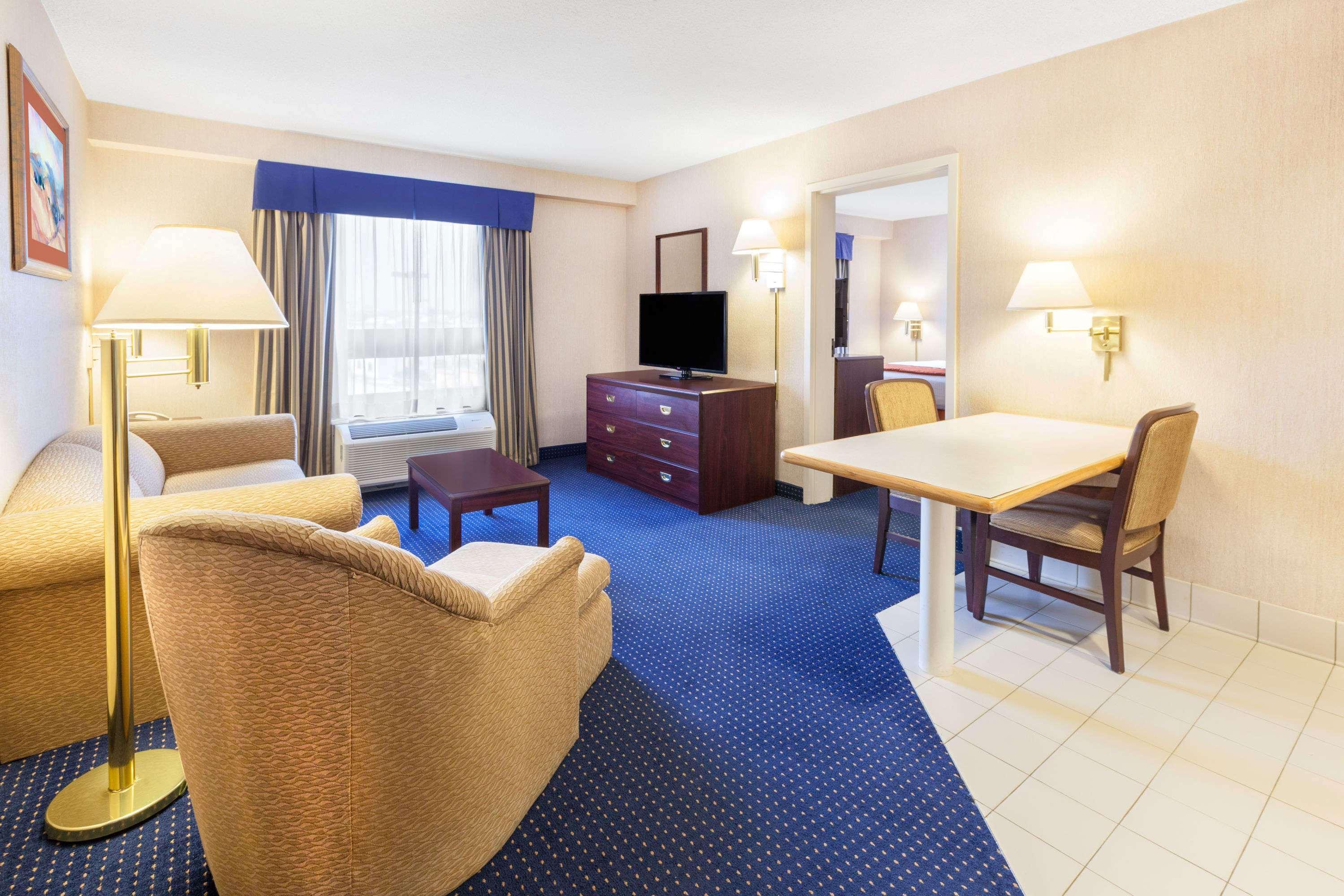 Wyndham Garden Monterrey Norte San Nicolás de los Garzas Екстериор снимка